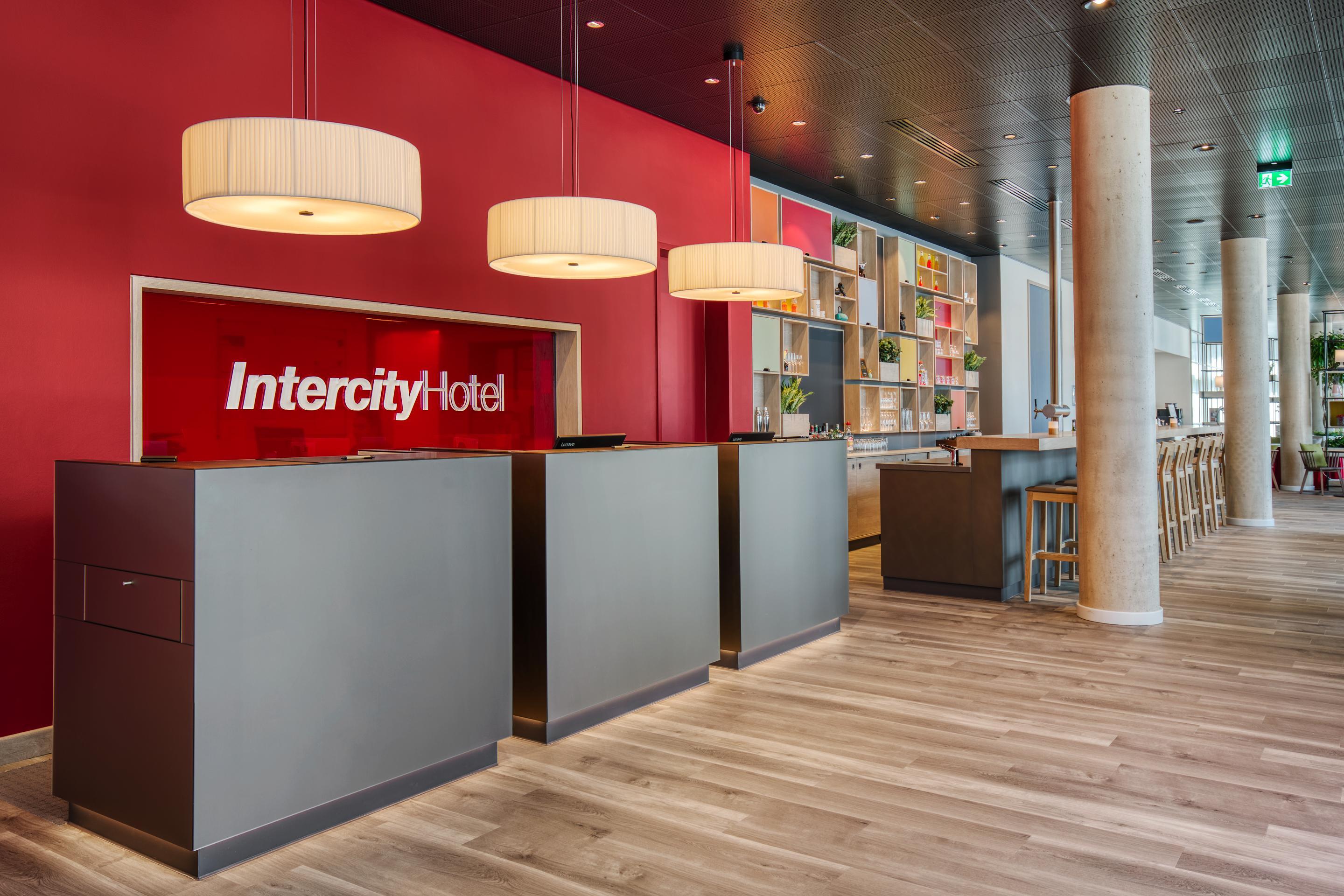 Intercityhotel Саарбрюкен Екстериор снимка