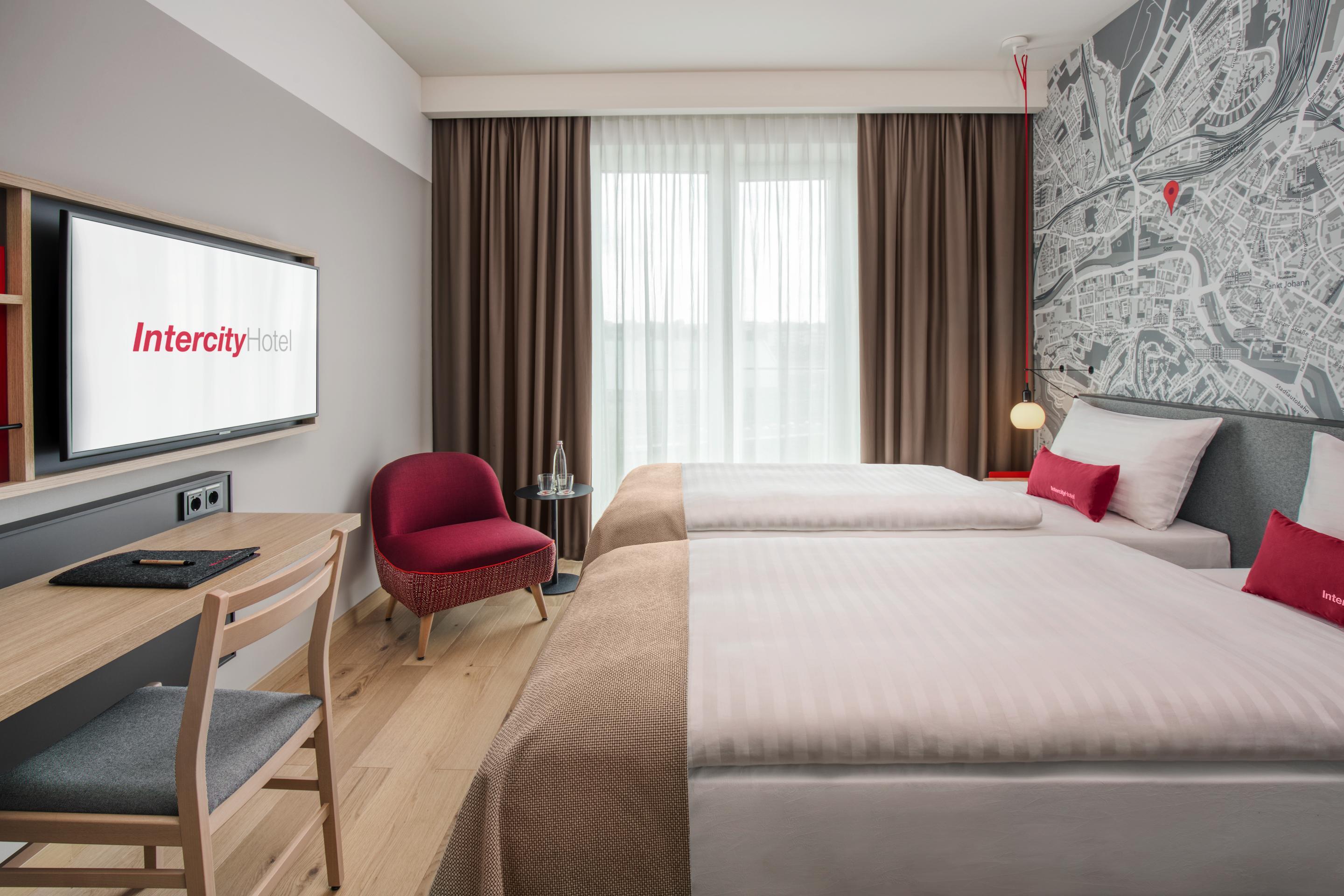Intercityhotel Саарбрюкен Екстериор снимка