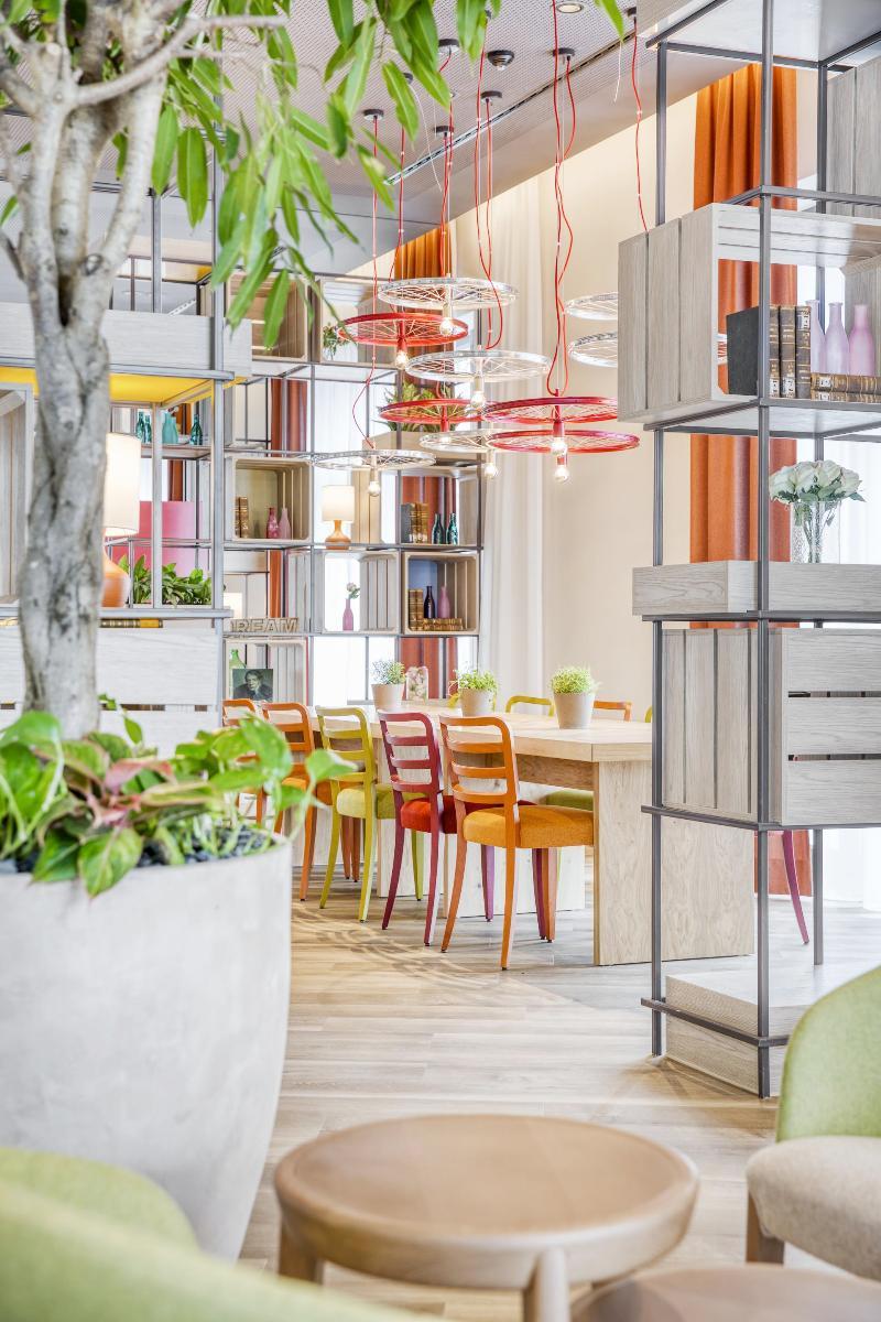 Intercityhotel Саарбрюкен Екстериор снимка